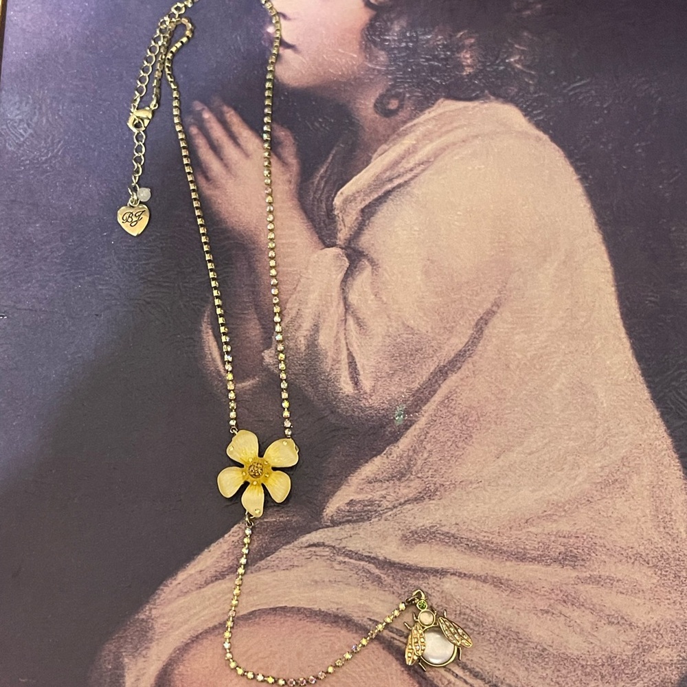 Betsey Johnson Gold Flower and Bee Necklace